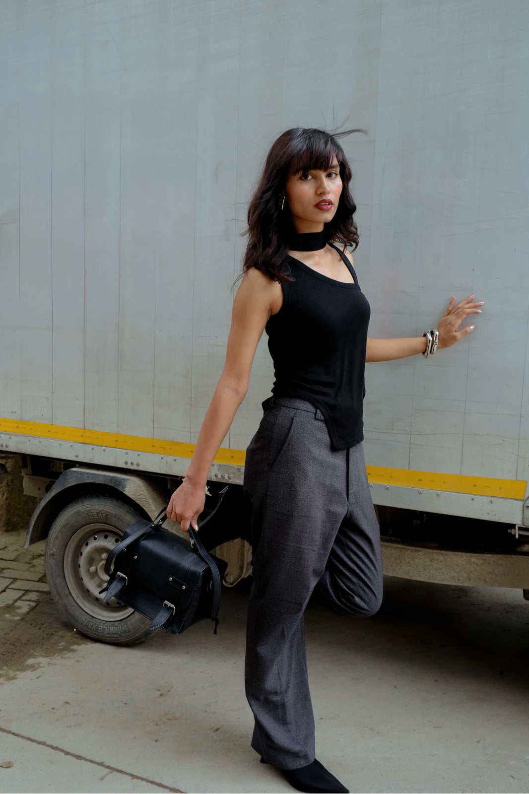 Blackcut Top